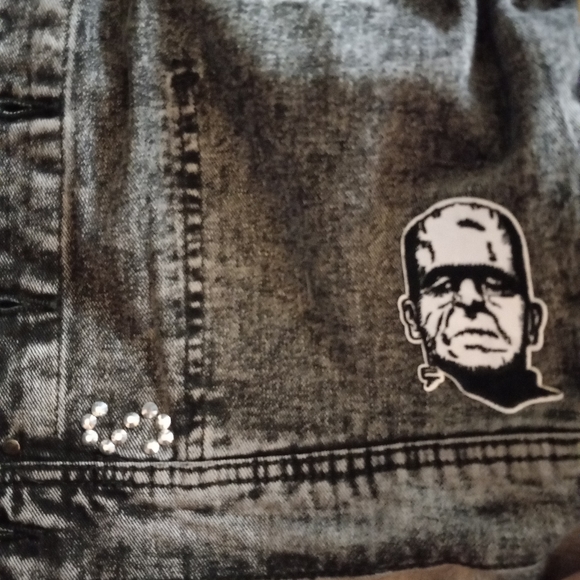 SOLD @MARKET! Nosferatu! Horror movie lovers cropped acid washed jacket - Picture 8 of 16